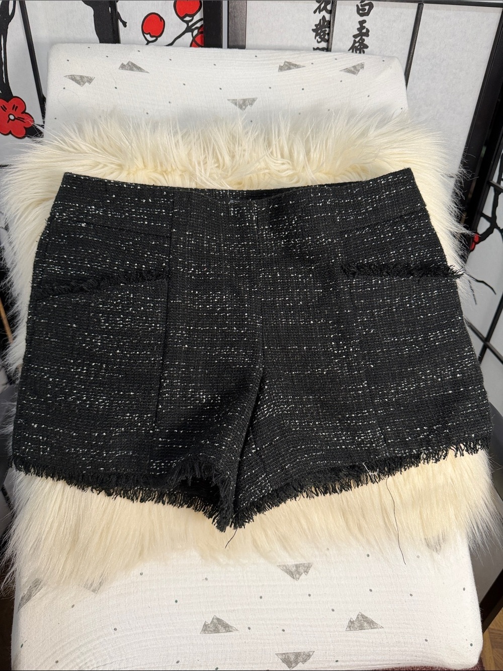 LOFT Black Tweed High-Rise Frayed Hem Shorts - Picture 1 of 2